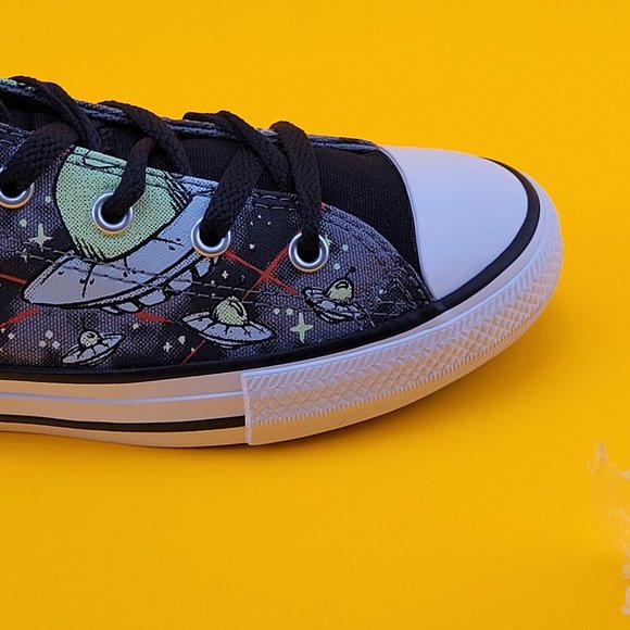 Converse Dinoverse Kids Junior  665392C Size 3 - Picture 8 of 10